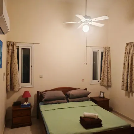 Appartement Poolside Escape - *