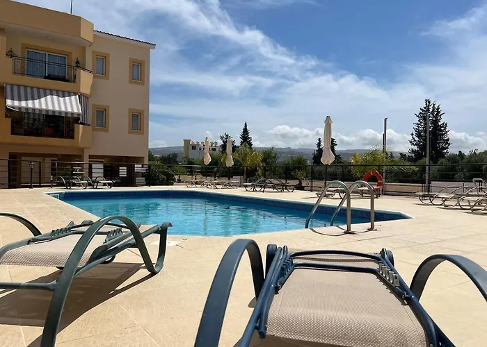 Apartament Poolside Escape -